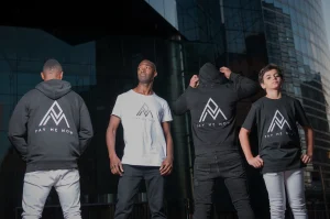 Pull et T-shirts PMN