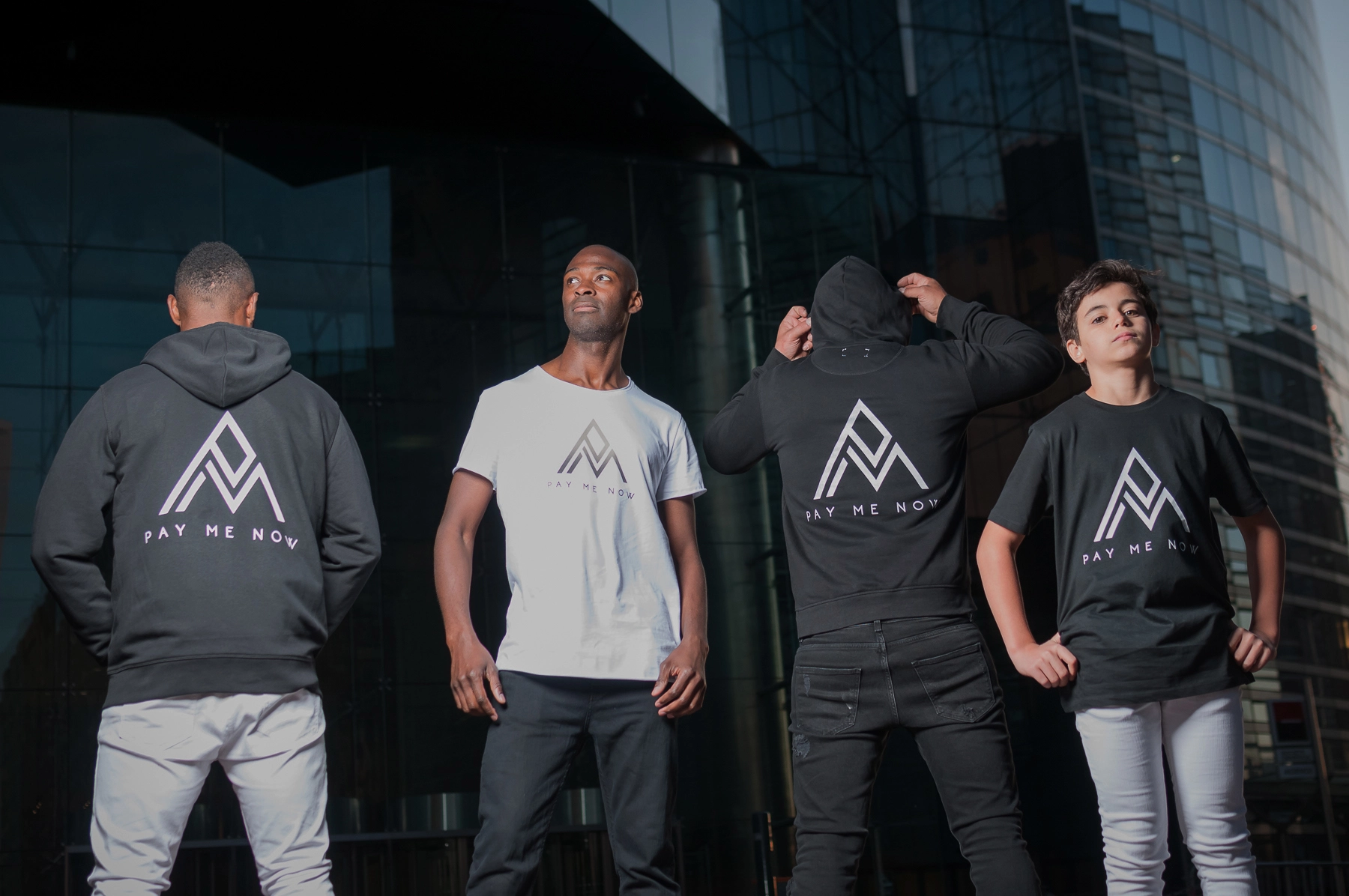 Pull et T-shirts PMN